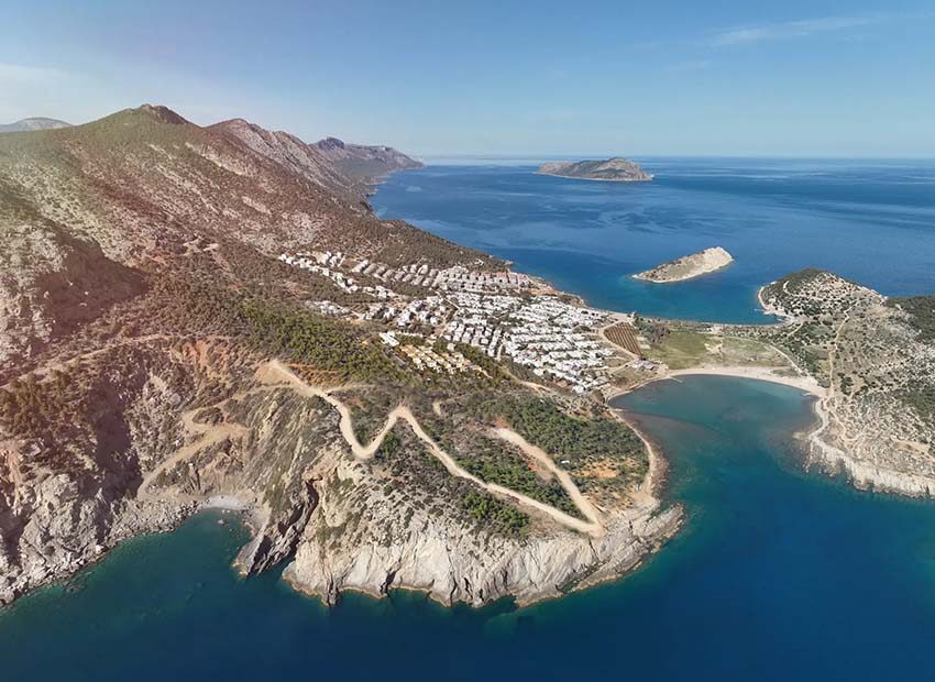 Tisan yarımadası ve koyların drone fotoğrafı